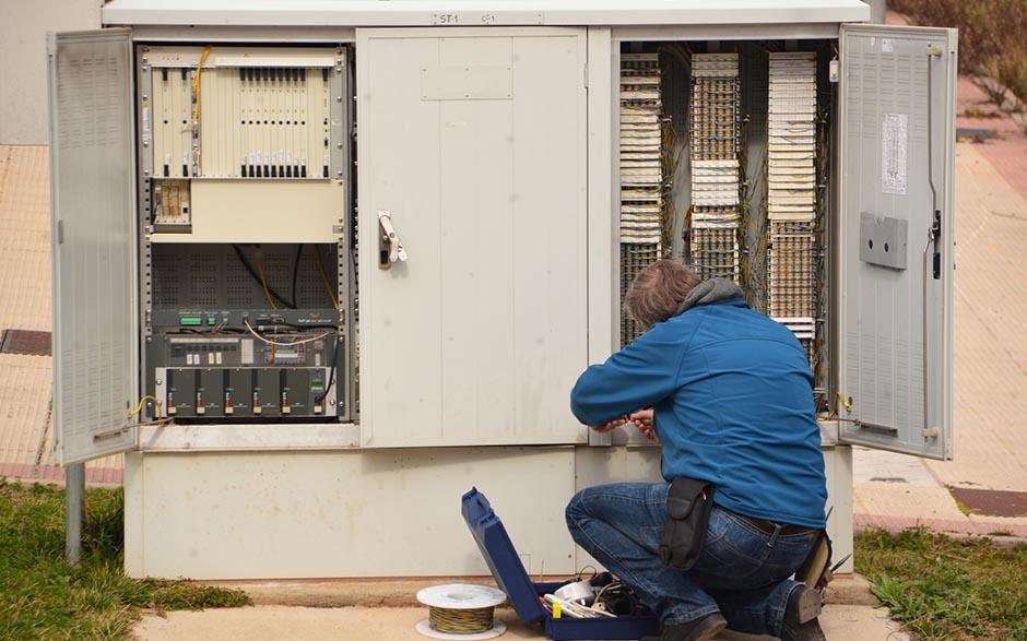 monteur électricien Paris 16